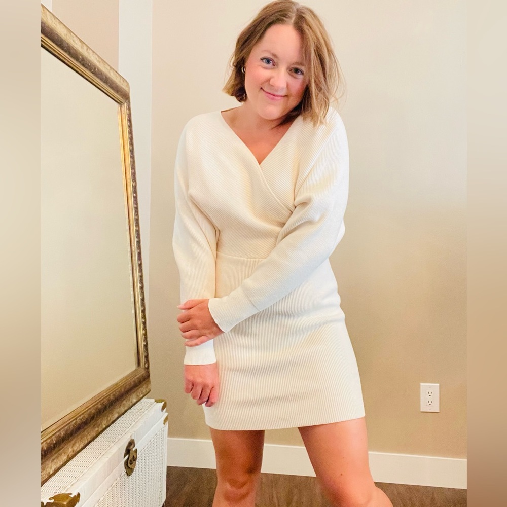 Cream Sweater Dress LIKE NEW